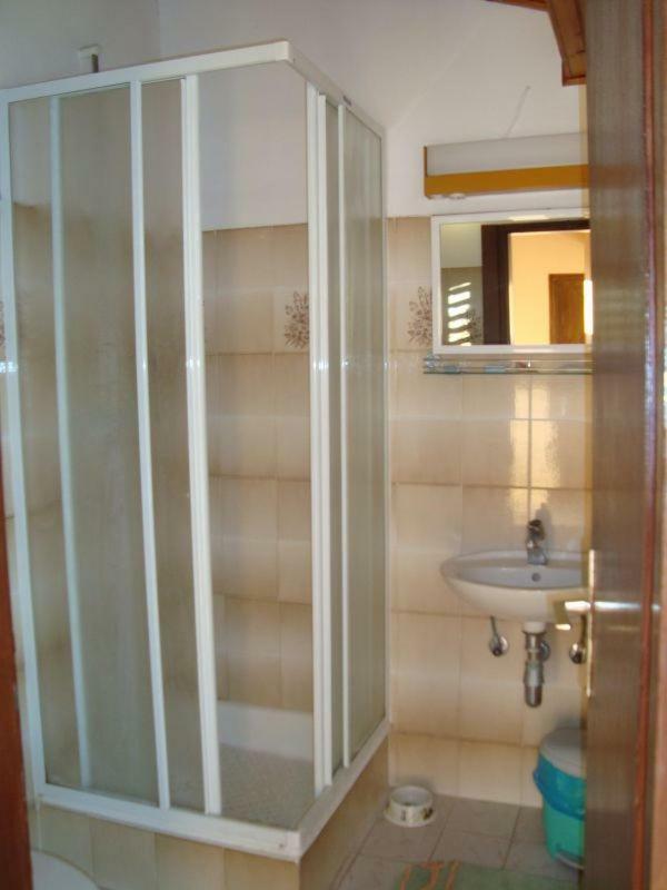 Guesthouse Familija Tariba Supetarska Draga Εξωτερικό φωτογραφία